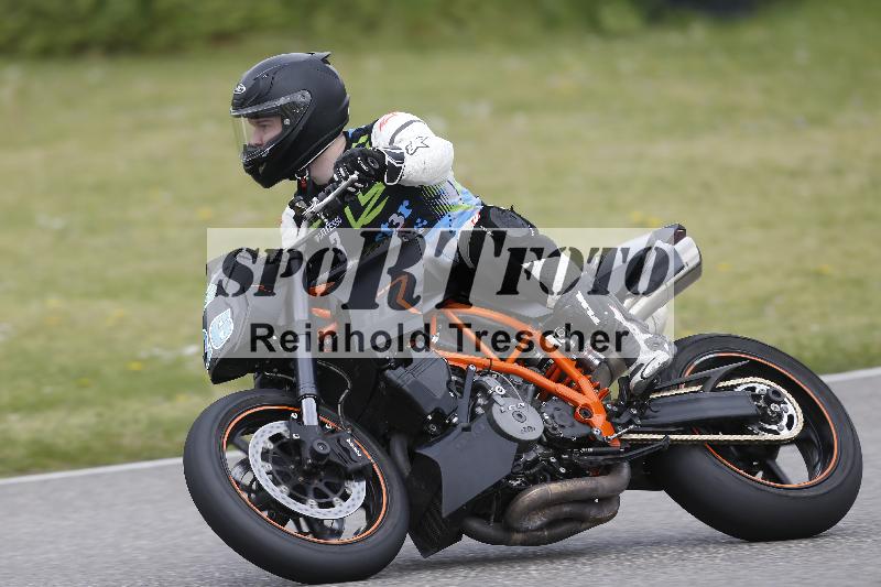 /09 19.04.2026  Caremotion get faster ADR/Gruppe gruen/26